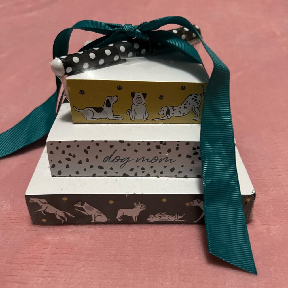 Brand New Dog Mom Notepad Set with Teal Ribbon and Cute Polka Dot Pen